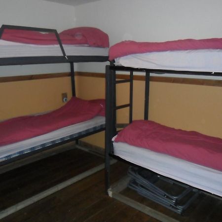 Sandras Backpackers Терсо Екстер'єр фото