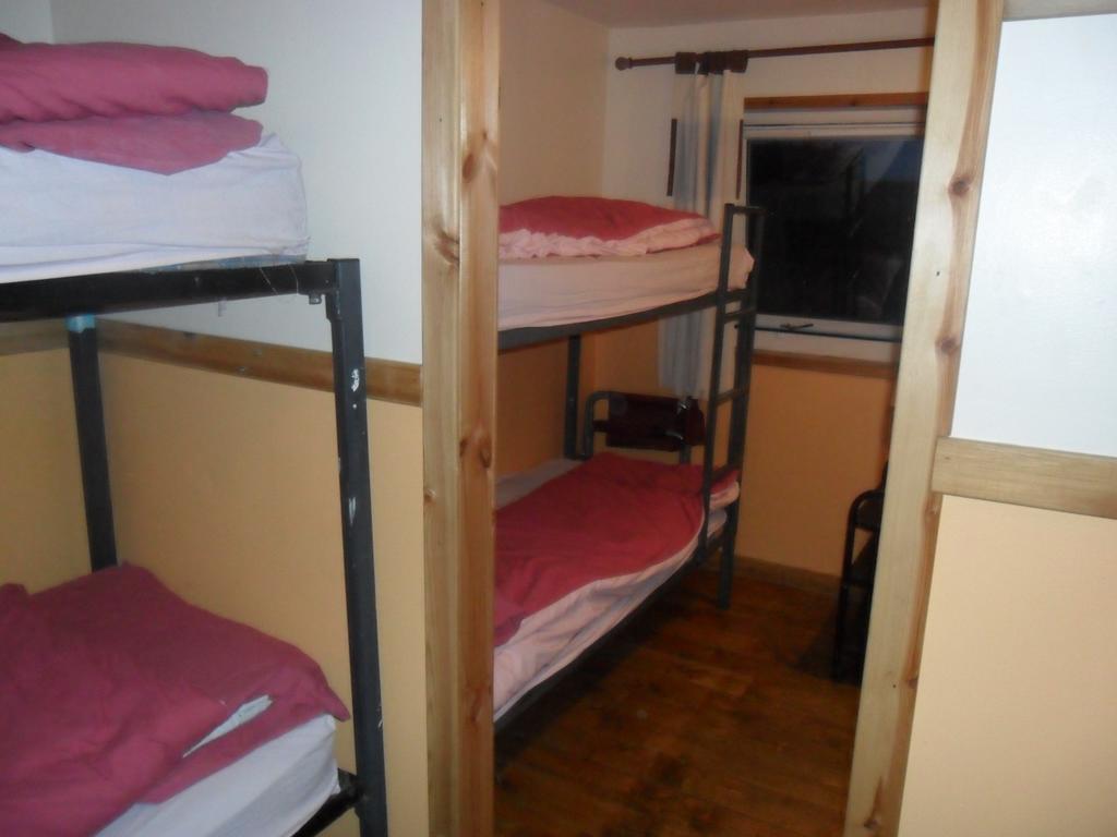 Sandras Backpackers Терсо Екстер'єр фото